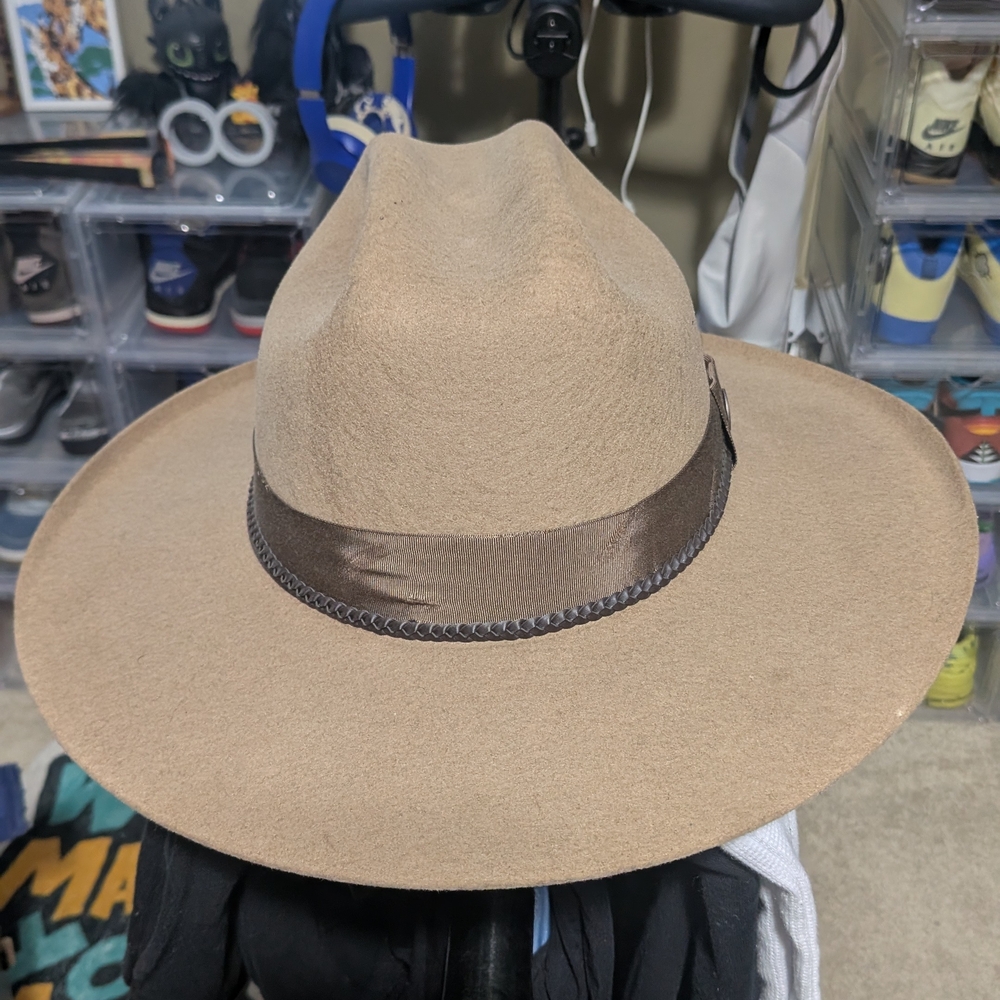 Men's Tan Fedora Hat XXL 63 inches